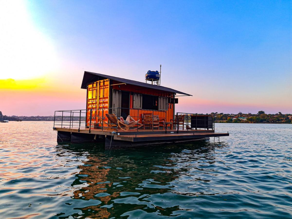 House Boat "Faroeste Caboclo" Brasília Extérieur photo
